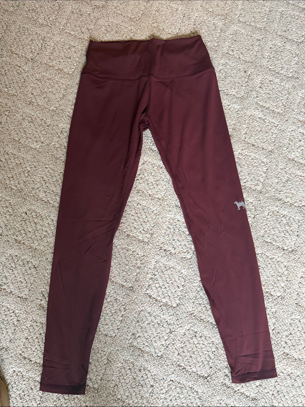 High-Waist Burgundy Performance Leggings with Subtle Logo
